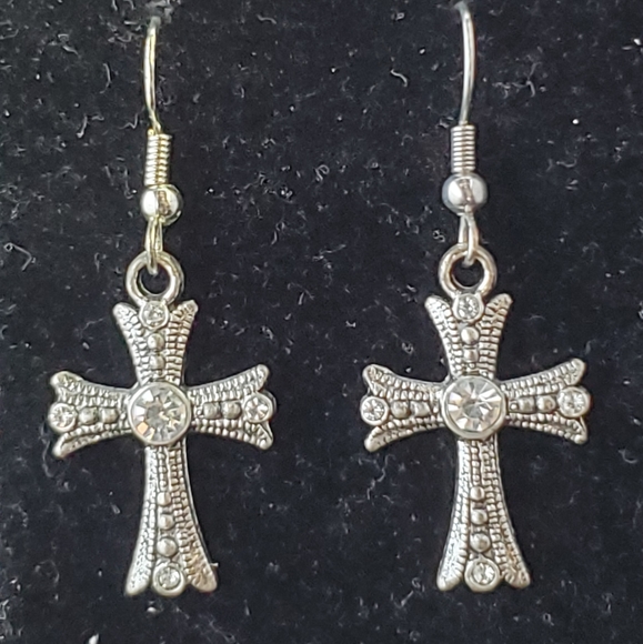 Earrings - Picture 2 of 6